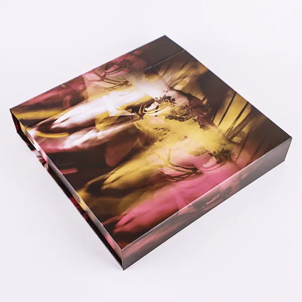 Giyim Hediye Kutuları